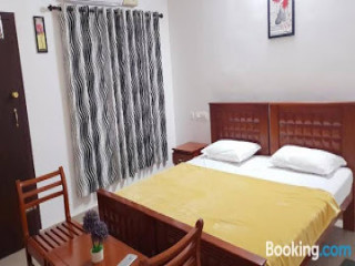 TEAK LAND VAZHIYORAM